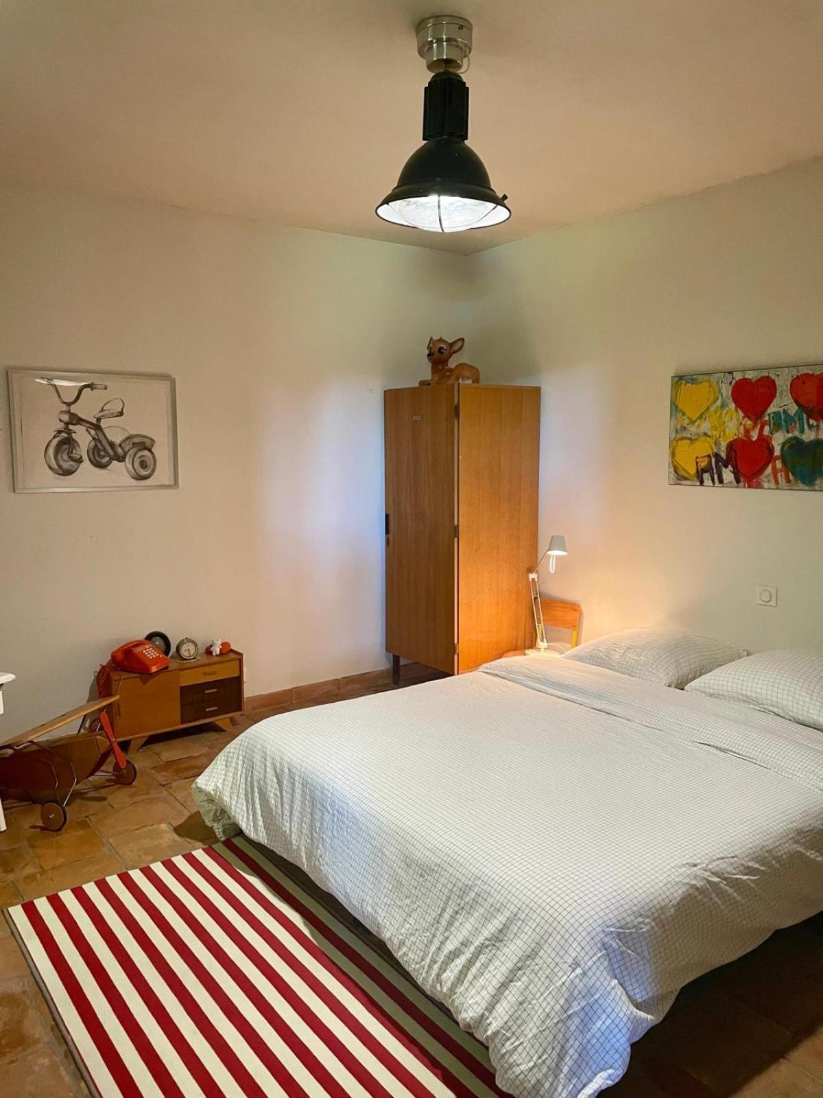 Bed and Breakfast Mas Carita Cabannes Номер фото